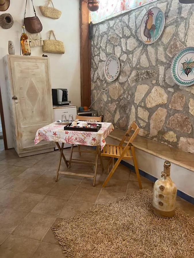 Homestay Baglio Cracchiolo Da Tuzzo - Il Rifugio Apartment San Vito Lo Capo Italy